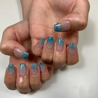 ネイル MAXKELLY スタッフのネイルデザイン