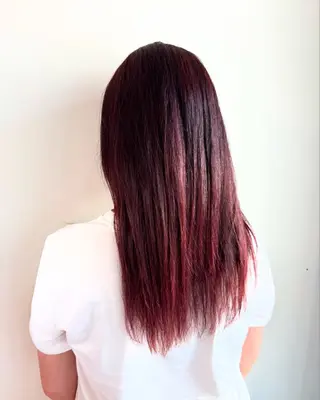 ロング カラー 大塚 しおりのヘアスタイル