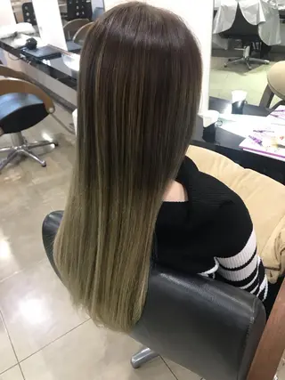 ロング カラー ヘアアレンジ 烏山 達也のヘアスタイル