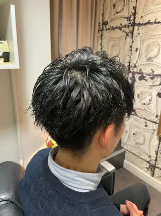 ミディアム 🐲日比 佳典🐲のヘアスタイル