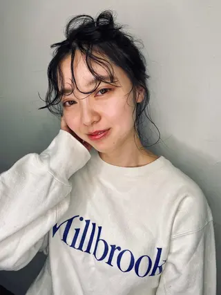 ロング 宮腰 瑠果のヘアスタイル