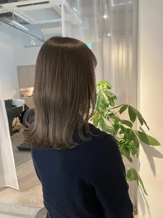 ミディアム ✨色持ちの良い艶 カラー✨蟹江真世のヘアスタイル