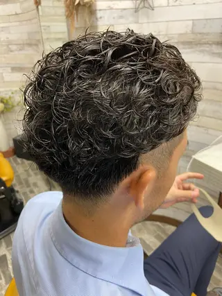 パーマ メンズ 大坪 拓斗のヘアスタイル