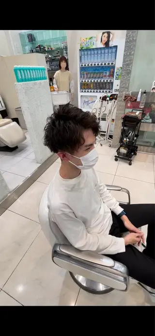 ショート パーマ メンズ メンズパーマ特化 真栄平有希のヘアスタイル