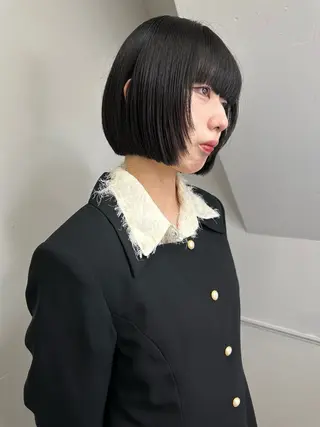 ショート カラー 縮毛矯正×ボブ職人 【圧倒的朝楽ボブ】のヘアスタイル