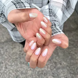 ネイル 脇坂 千晶のネイルデザイン