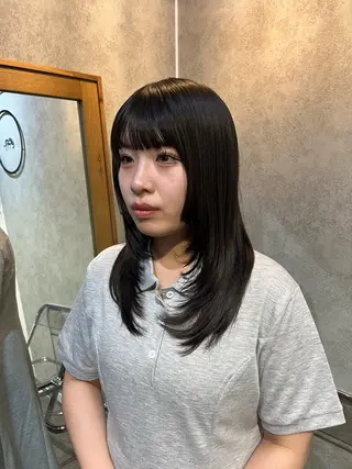 ミディアム 暖色カラー/パラッと Bob/モエのヘアスタイル