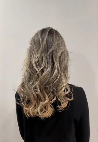 セミロング カラー 海外デザイン🇺🇸 石渡諒太のヘアスタイル