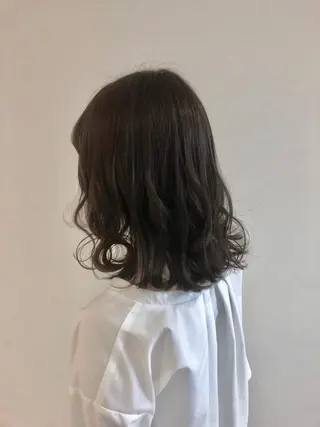 ミディアム 田村拓巳 韓国風、髪質改善のヘアスタイル