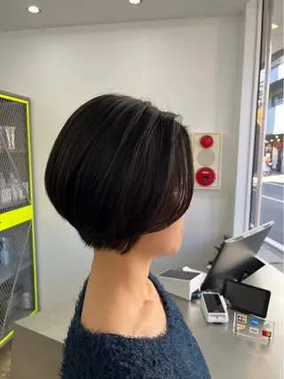 ショート 山村 梨香のヘアスタイル