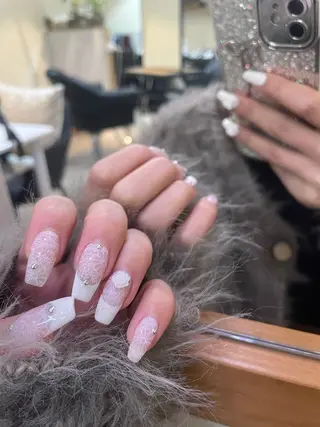 セミロング Aki ୨୧のネイルデザイン
