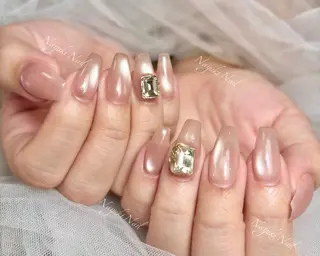 ネイル 🦋 Queenieのネイルデザイン