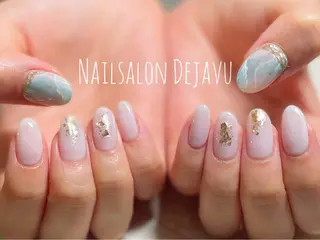 ネイル Nail salon Dejavu 🌿のネイルデザイン