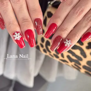 Lana Nail 🤍Kirariのネイルデザイン