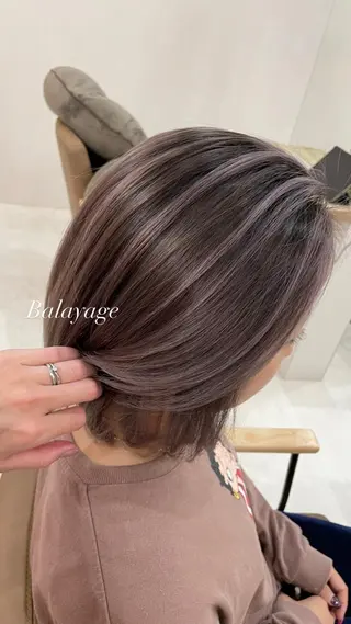 ミディアム 鈴木 妃帆未のヘアスタイル