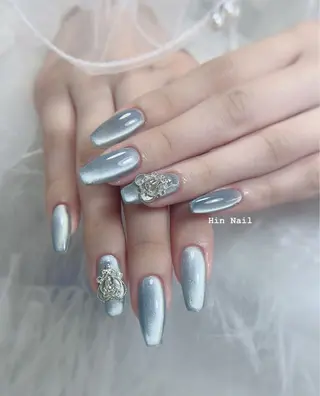ネイル Hin Nailsのネイルデザイン