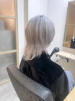ミディアム カラー メンズ ☁️ケアブリーチ￤ ウルフ￤Shioriのヘアスタイル