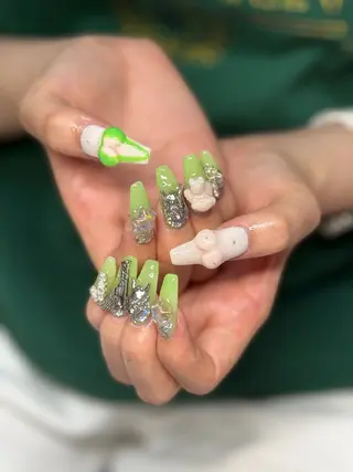 ネイル 濱田 杏奈のネイルデザイン