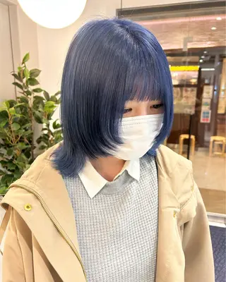 ミディアム カラー 薄田 珠美のヘアスタイル