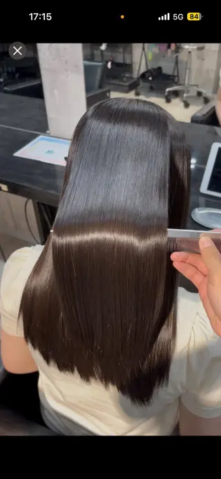 ロング 溝渕朋也 /髪質改善ストレートのヘアスタイル