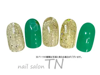 ネイル 矢川 まどかのネイルデザイン