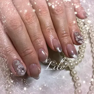 ネイル Lily*nail 🌻Mii🌻のネイルデザイン