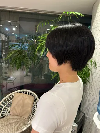 ショート 梅沢 優羽のヘアスタイル