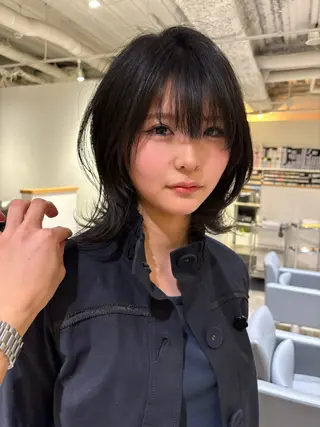 ミディアム ブリーチカラー はりんのヘアスタイル