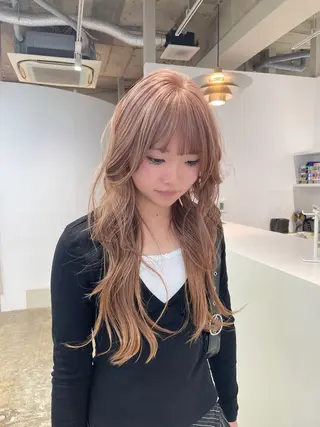 ロング カラー H I ＮＡのヘアスタイル