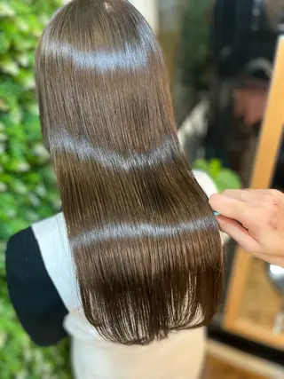 ロング ⚪️髪質改善 縮毛 店長 コウ⚪️のヘアスタイル