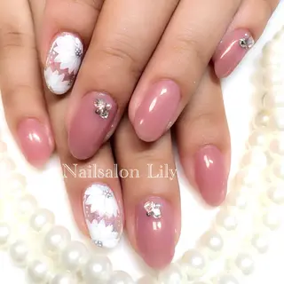 ネイル Lily*nail 🌻Mii🌻のネイルデザイン