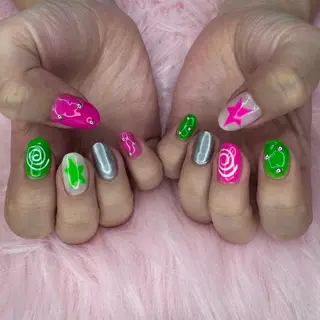 ネイル WAKALU .のネイルデザイン