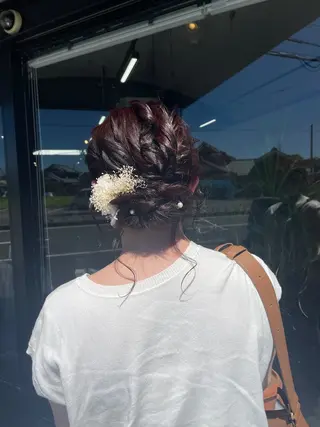 ミディアム ヘアアレンジ マキノ キョウカのヘアスタイル
