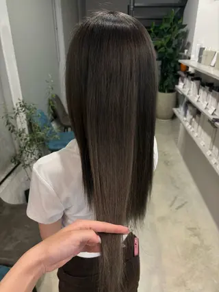 ロング カラー 宮島 華湖のヘアスタイル