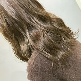 セミロング カラー 渡辺 優のヘアスタイル