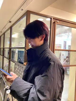 ショート カラー ウチダ ユウヤのヘアスタイル