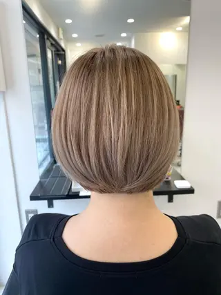 ショート カラー opus 店長大和 レイヤー/赤み消しのヘアスタイル