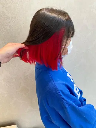 ショート カラー デザインカラー✨新倉 佑奈のヘアスタイル