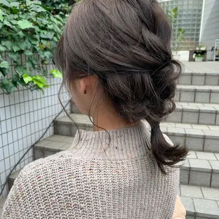ミディアム カラー ヘアアレンジ 片岡 由依のヘアスタイル