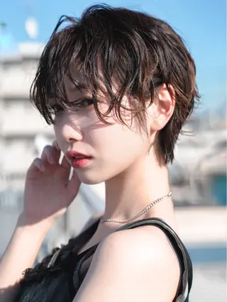 ショート ズミ/レイヤー🦖艶 カラー/Wカラーのヘアスタイル