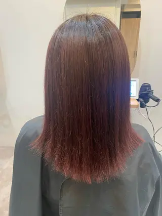 カラー コヤマ ナミのヘアスタイル