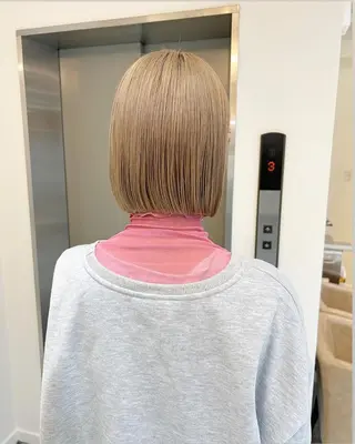セミロング アヴァンスクロス あべのルシアス店のヘアスタイル