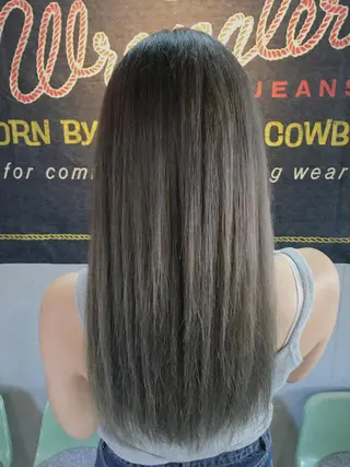 ロング カラー 代表 中島貴志のヘアスタイル
