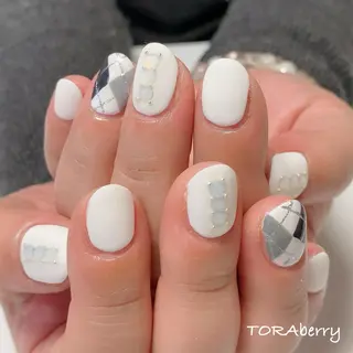 ネイル ネイリスト なつみのネイルデザイン