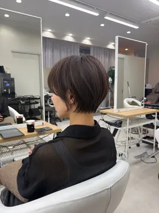 ショート manami/ ハッシュレイヤーのヘアスタイル