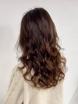 ロング パーマ 🥇近藤 恭輔🥇 Recharme新保のヘアスタイル