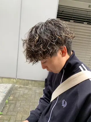パーマ メンズ パーマ支持率No.1 ❤️🔥安成弾のヘアスタイル