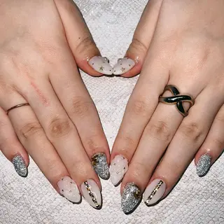 ネイル 長谷川 奈緒美のネイルデザイン