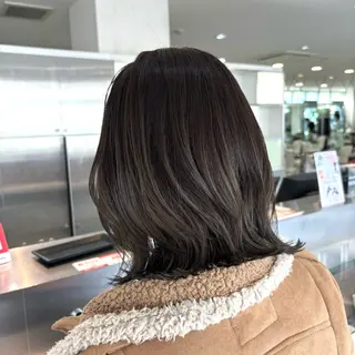ミディアム カラー 今西 柚月のヘアスタイル