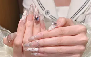 ネイル D-BEAUTY Nailsalonのネイルデザイン